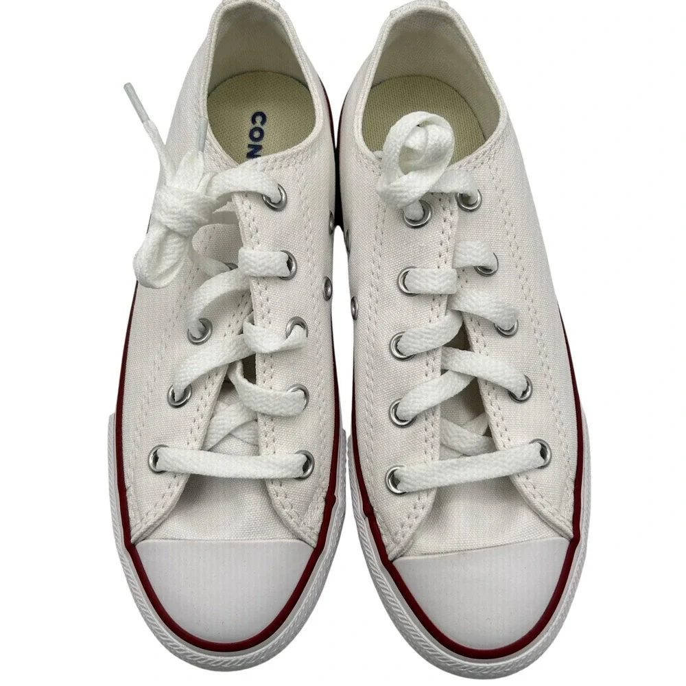 Converse Chuck Taylor‎ All Star Low Top White Youth Sneakers Size 2 NWB